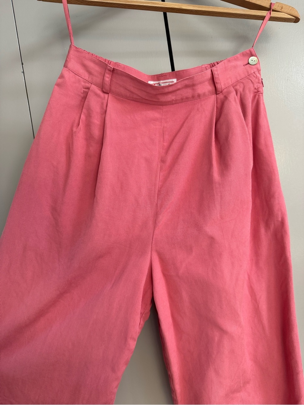 100% Silk! High-Waist Pleated Pink Pants